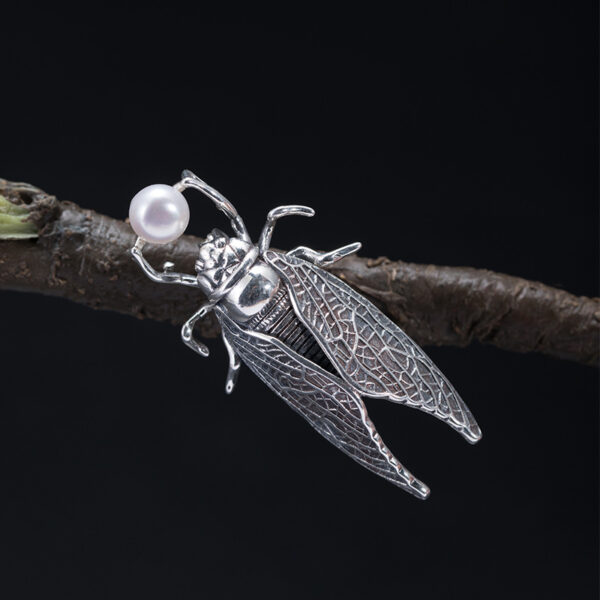 fine cicada shape brooch s925 sterling silver and freshwater pearl safety pin