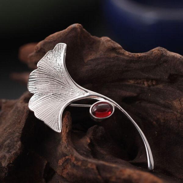 nice ginkgo leaf shape s925 sterling silver and red corundum brooch